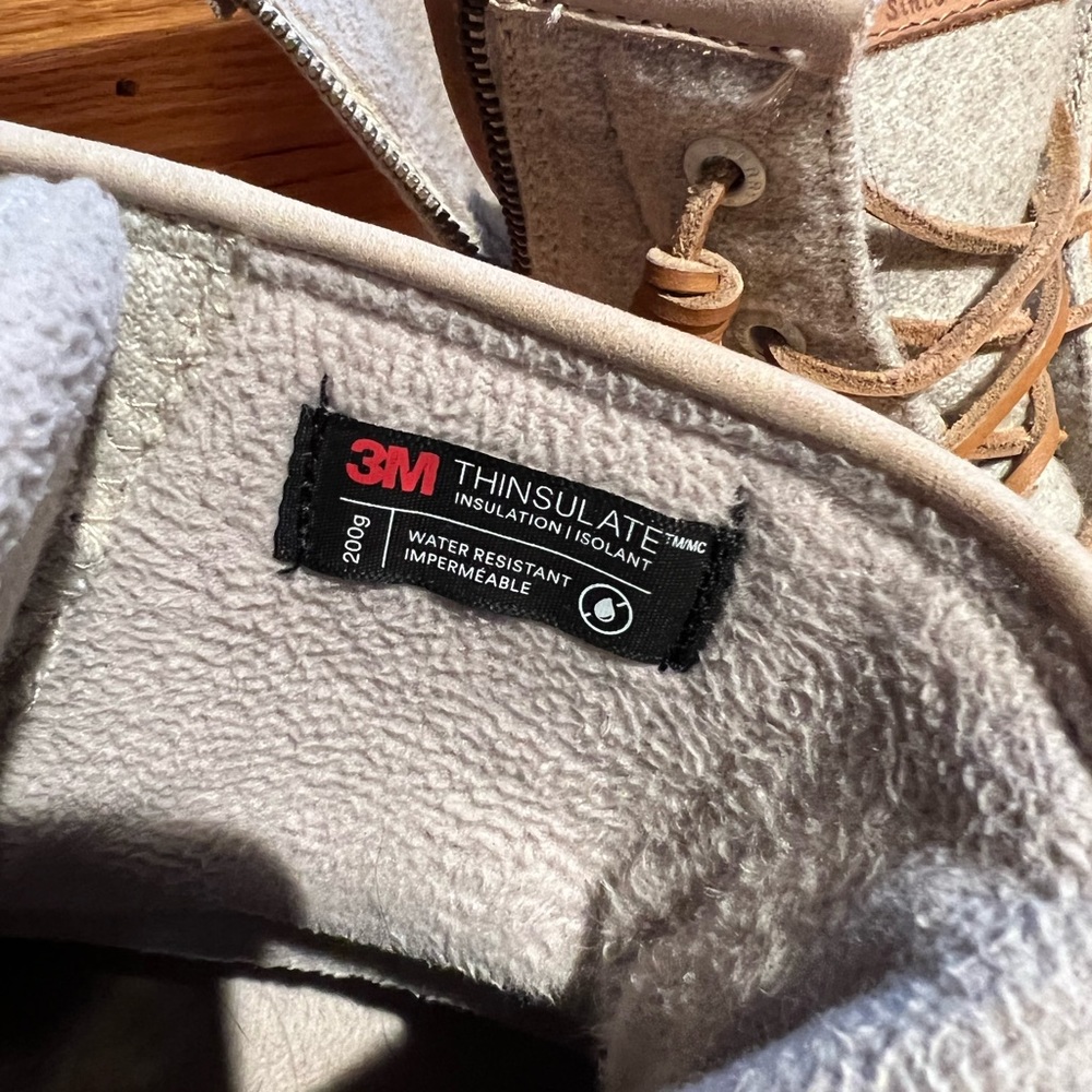 Sperry boots size 7 gently used! Great condition!